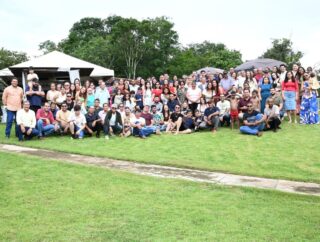 O Jardim Inglês teve o prazer de sediar o aniversário do Sr. Inácio. Uma festa linda, repleta de história e momentos que ficarão guardados na memória. Desejamos muita saúde e felicidades ao aniversariante!

Confira o resumo deste dia inesquecível 

📍 Jardim Inglês: O lugar perfeito para eternizar seus momentos.
🗓️ Agende seu evento: (65) 99913-7698
